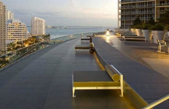 465 Brickell Av Unit 2404 Condo for sale