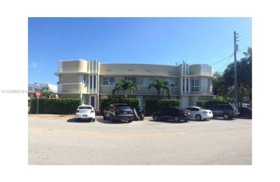 Studio for sale Miami Beach